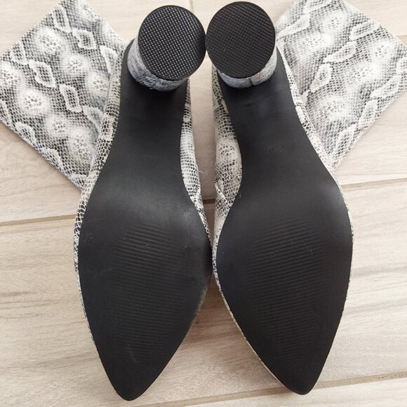 Fashion Nova NWOB Vegan Black/White Snake Print Mid Calf Boot.  Size  11 M - Picture 7 of 7